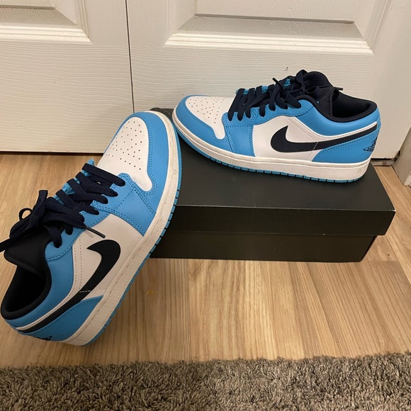 Air Jordan 1 Low ‘Blue Obsidian’ - Picture 3 of 3